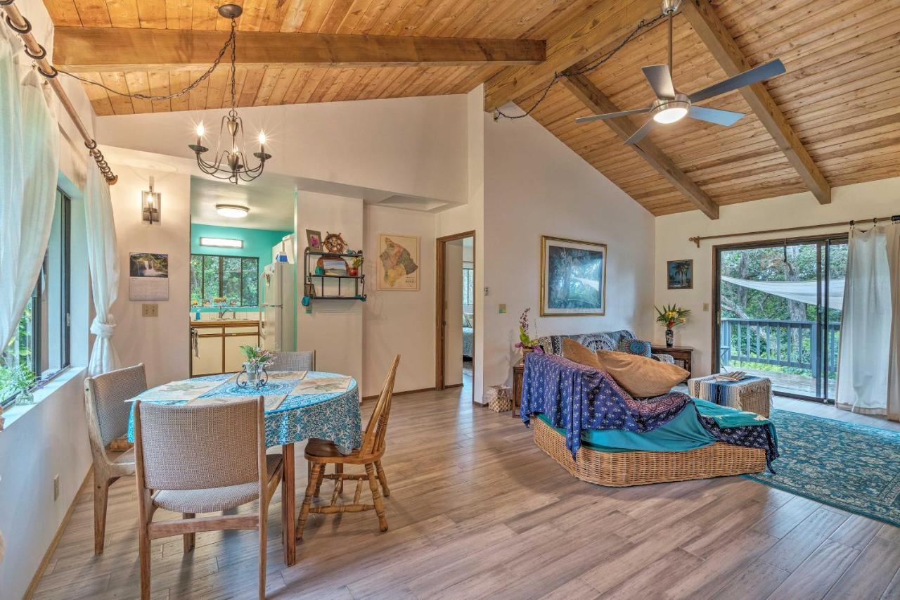 Peaceful Abode With Deck, 13 Mi To Black Sand Beach! Naalehu Ngoại thất bức ảnh