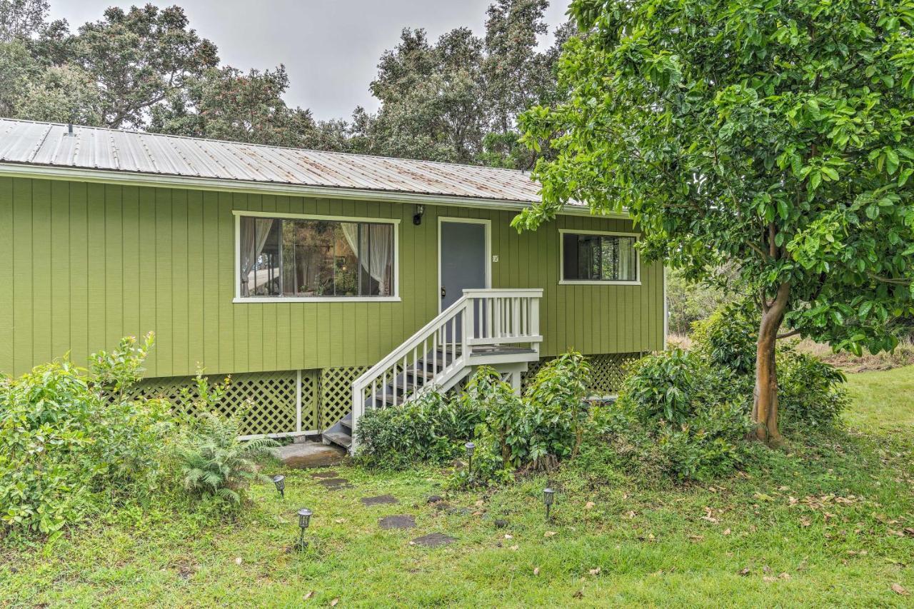 Peaceful Abode With Deck, 13 Mi To Black Sand Beach! Naalehu Ngoại thất bức ảnh