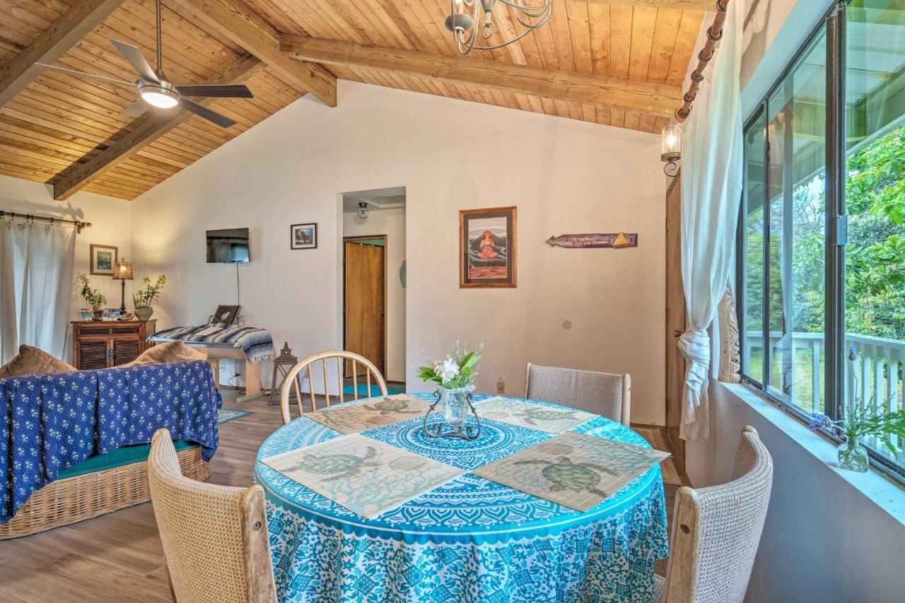 Peaceful Abode With Deck, 13 Mi To Black Sand Beach! Naalehu Ngoại thất bức ảnh